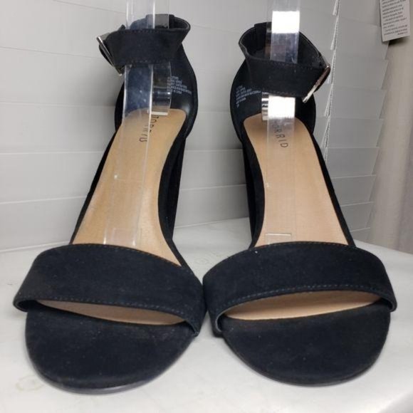 Torrid Black Two Strap Tapered Block Heels - Picture 3 of 11